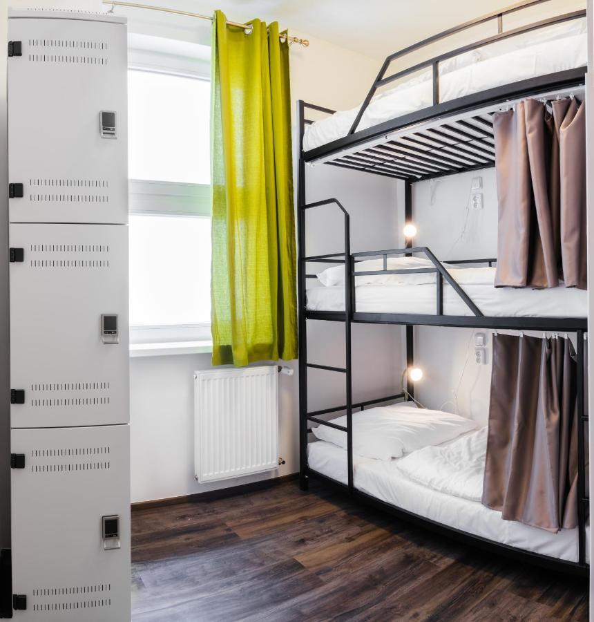 Hostel Mandarinka Прага Экстерьер фото