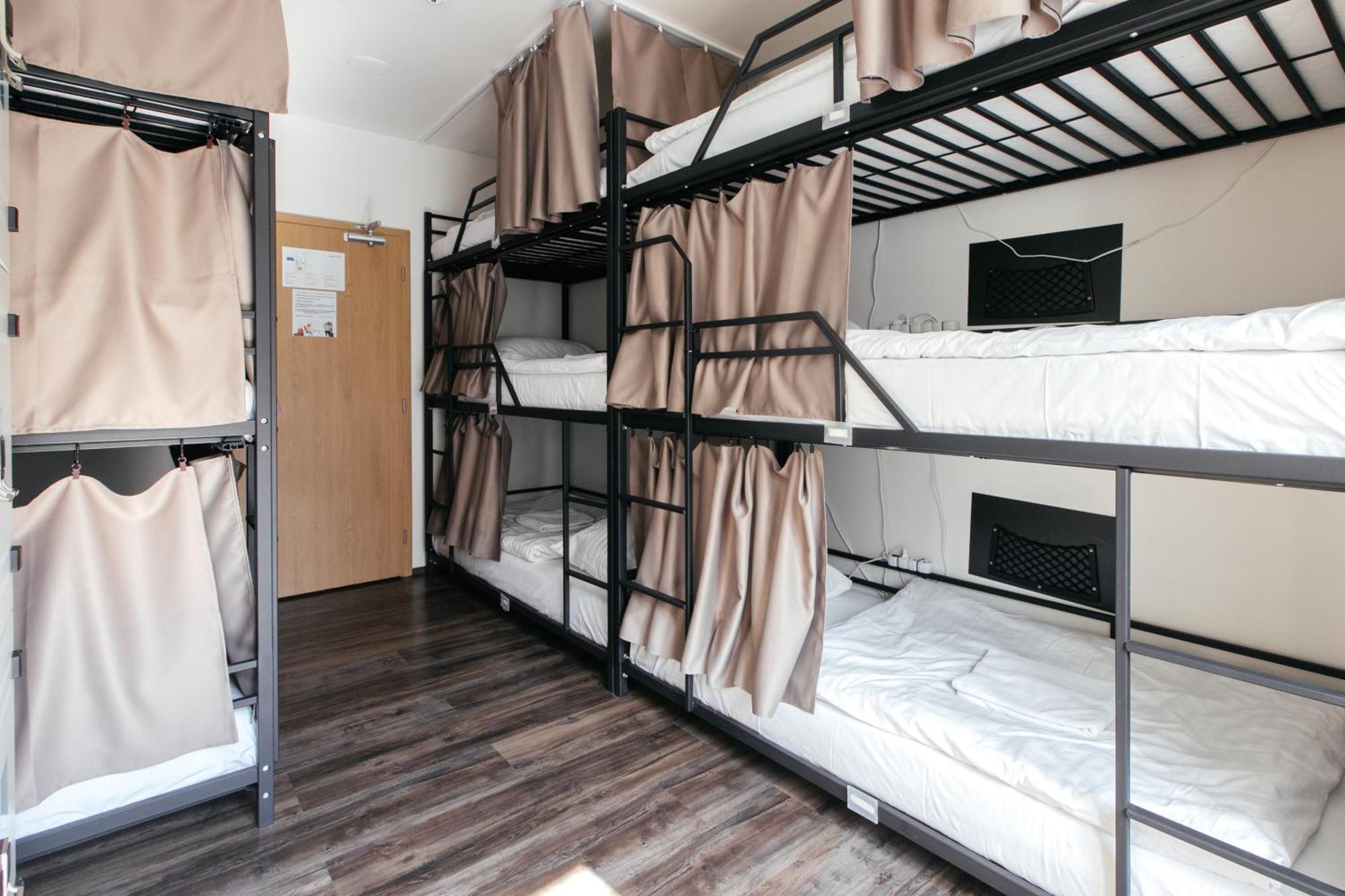 Hostel Mandarinka Прага Экстерьер фото